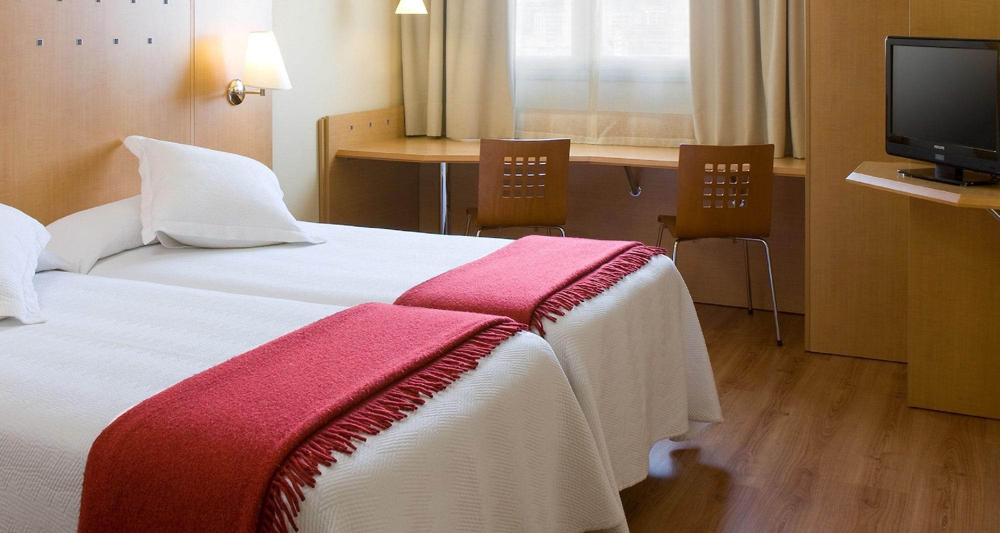 Holiday Inn Express Logrono Rioja By Ihg Exterior foto
