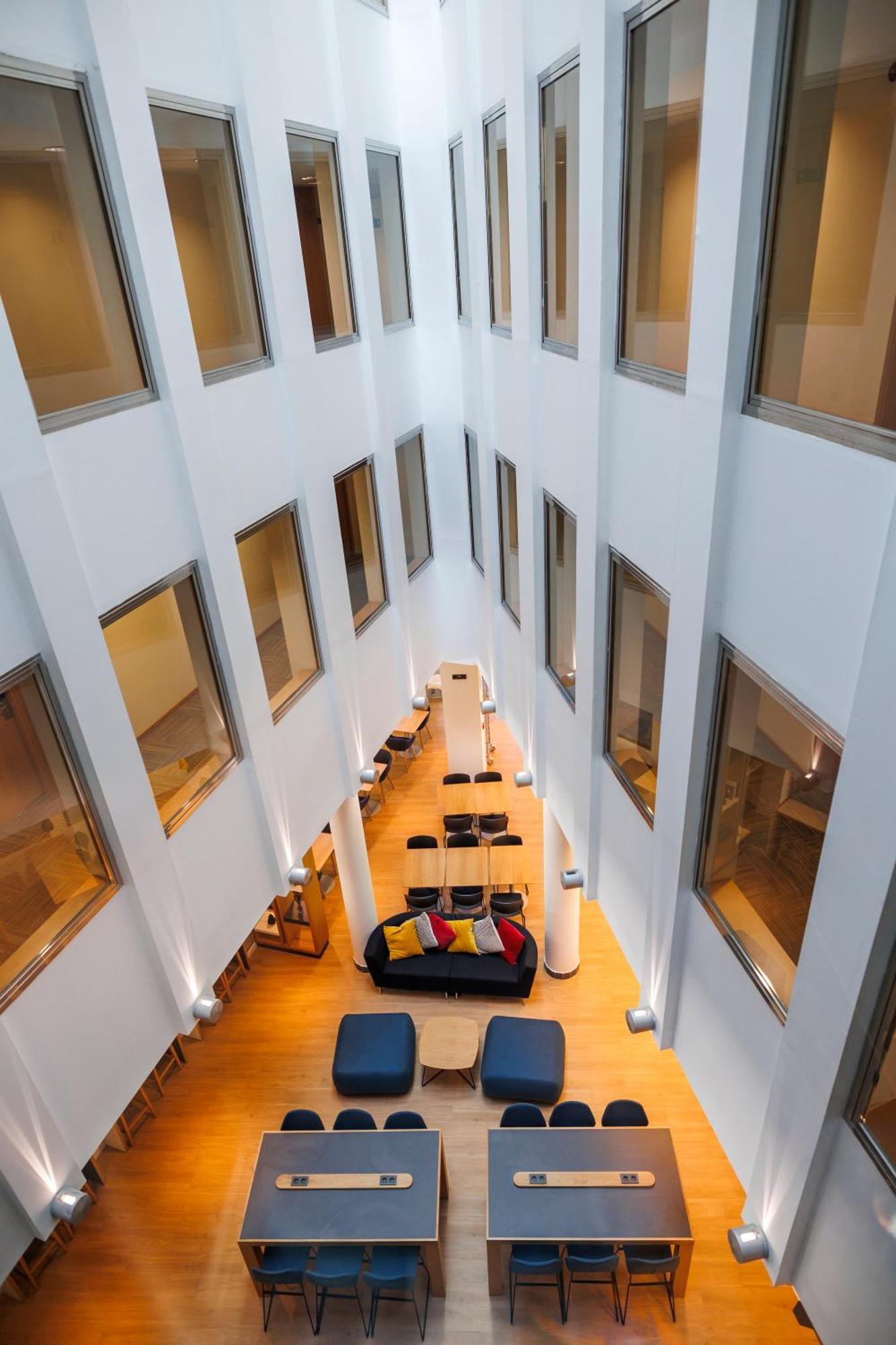 Holiday Inn Express Logrono Rioja By Ihg Exterior foto