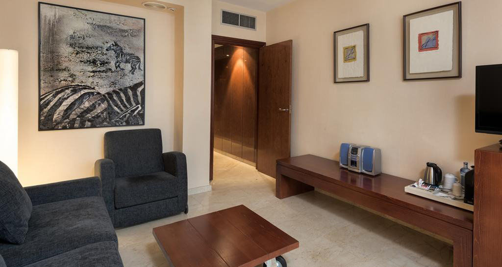 Holiday Inn Express Logrono Rioja By Ihg Exterior foto